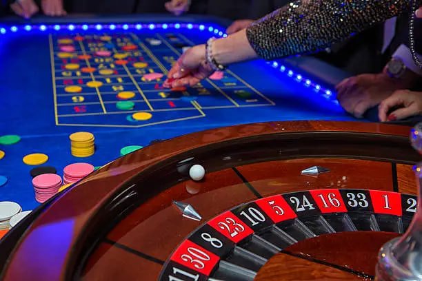 Layanan Live Casino dengan dealer profesional di situs parlay855